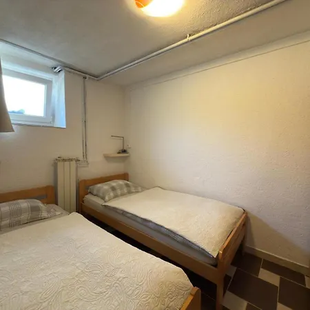 Apartment Gomirje *