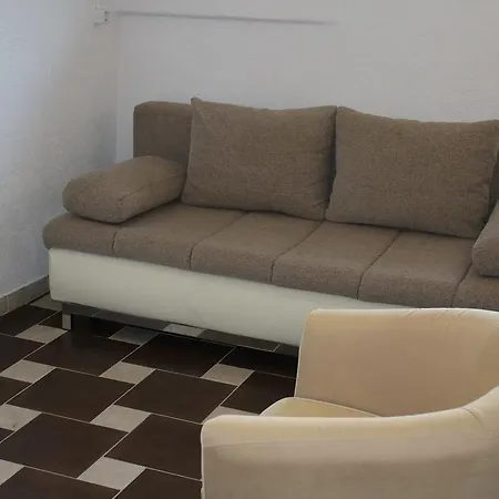 Gomirje Apartment *