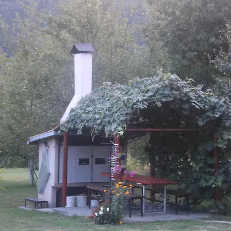 Apartment Gomirje *